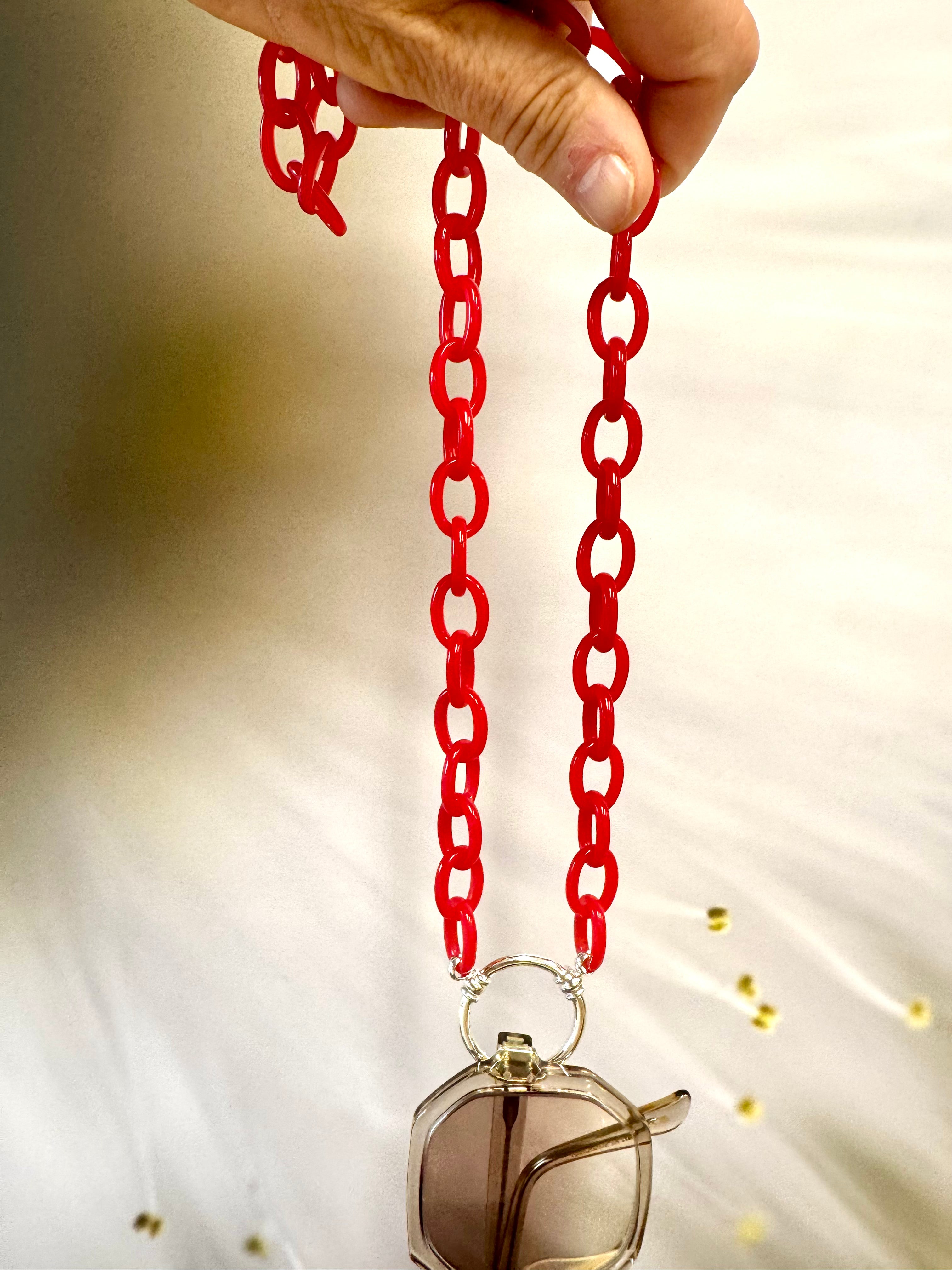 The Tonne in Azalea Red