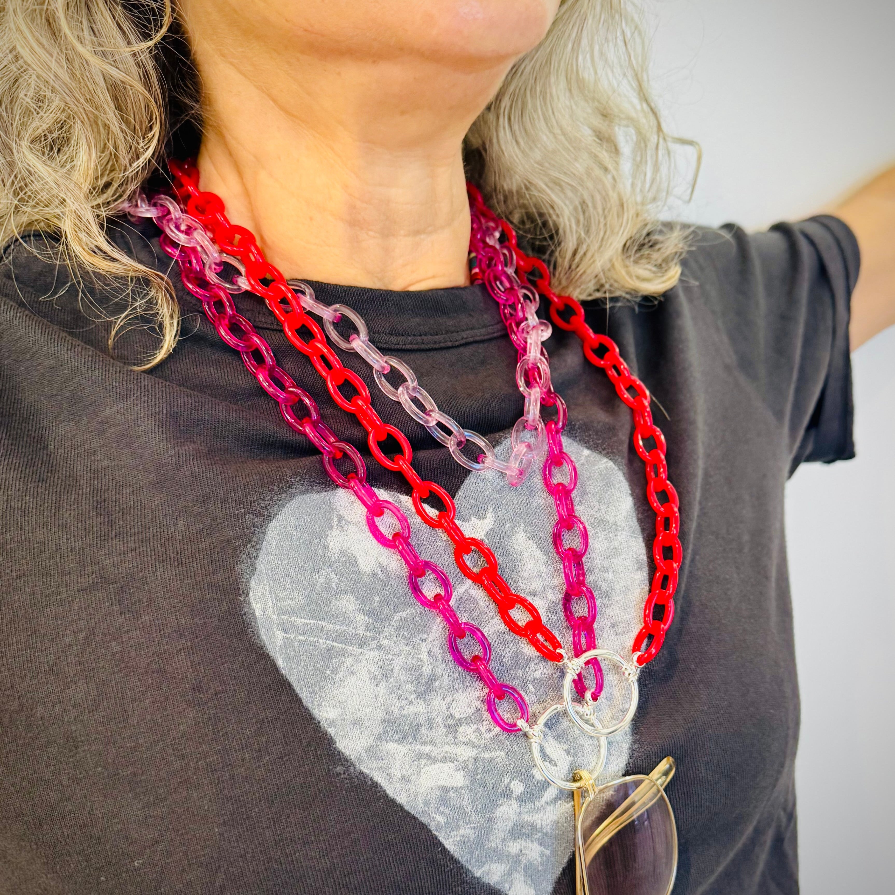 The Tonne in Azalea Light Pink