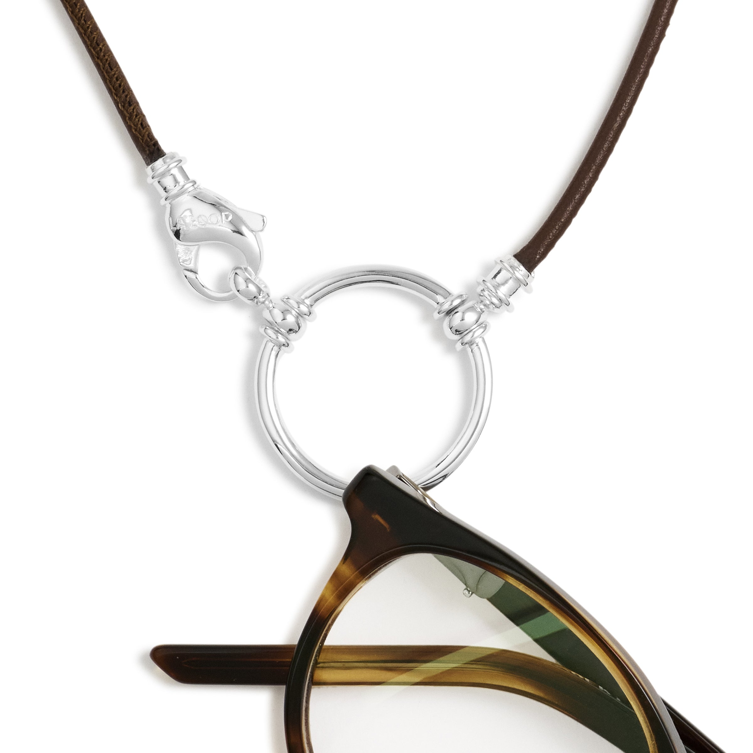 A perfect eyeglass holder necklace to never lose glasses